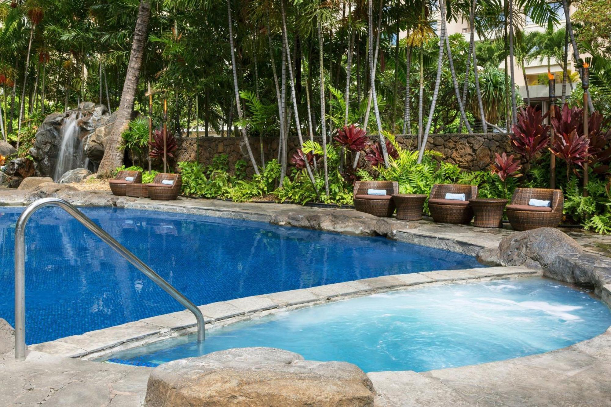 Courtyard By Marriott Waikiki Beach Honolulu Exterior foto